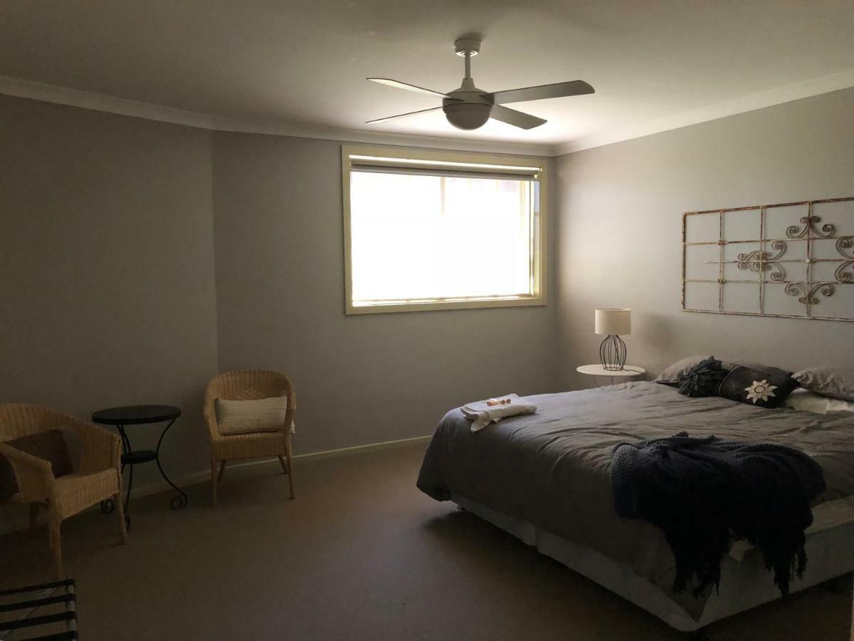The Old Coolstore - Braeburn Apt Merricks North Экстерьер фото